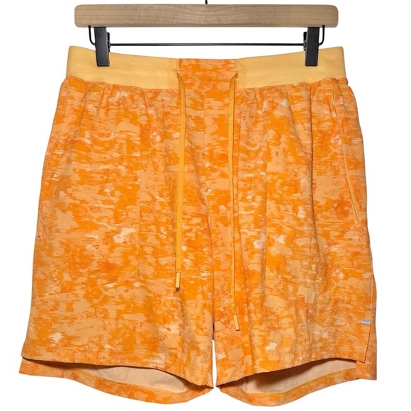 Lululemon License To Train Short 7" *Linerless in Ember Radiate Mango Dream - Picture 4 of 8